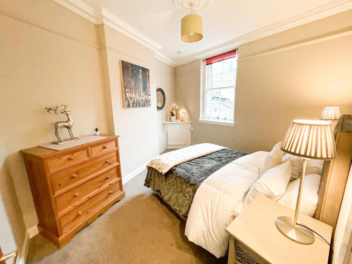 Quaint & Peaceful 1 Bed Central Mews Apt, West End Единбург Екстериор снимка