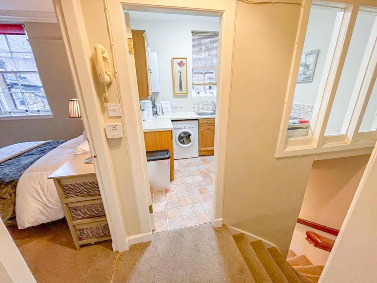Quaint & Peaceful 1 Bed Central Mews Apt, West End Единбург Екстериор снимка